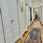 Contesso Luxury Apartment