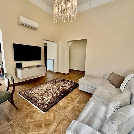 Contesso Luxury Apartment